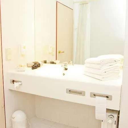 Rosenstadt Forst Hotell 3*