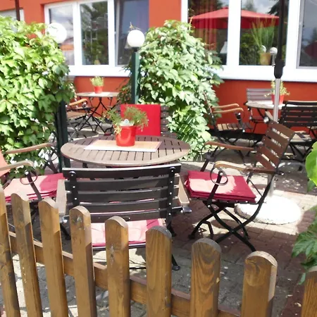 Rosenstadt Forst 3*