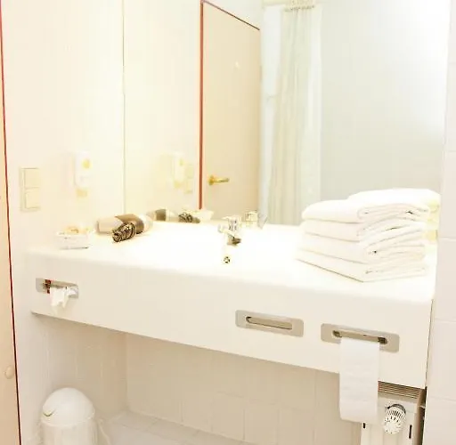 Rosenstadt Forst فندق 3*