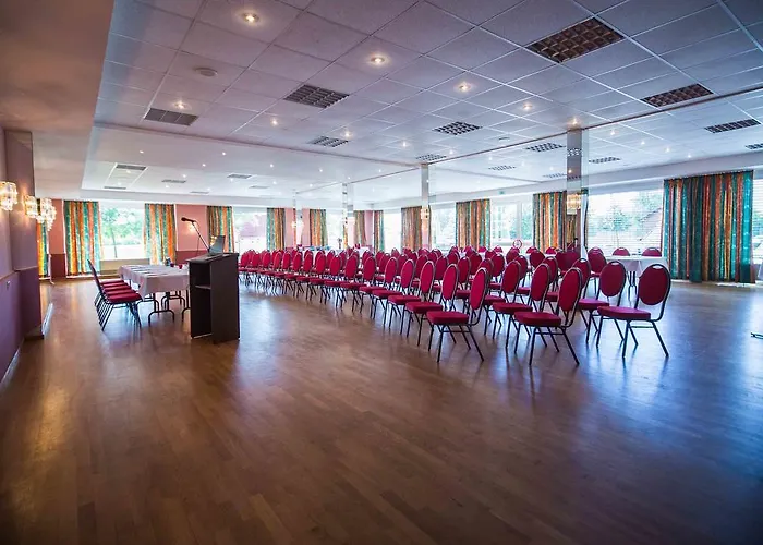 Rosenstadt Forst فندق 3*