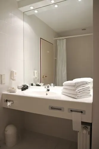 Rosenstadt Forst 3* فورست