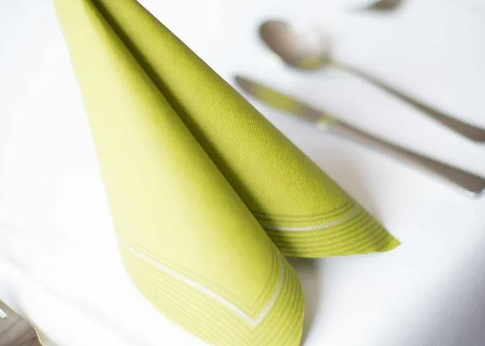 Rosenstadt Forst فندق فورست